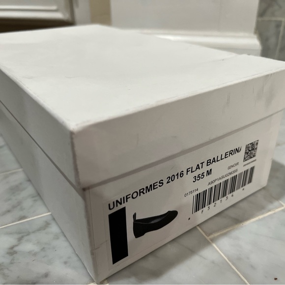 Louis Vuitton uniform ballet flats NWT - Picture 9 of 9